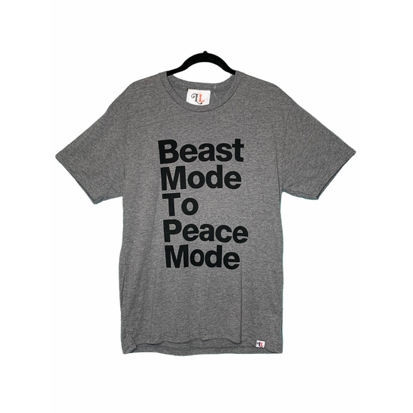 The Let Love Collection Gray Super Soft Graphic T-Shirt Size M - Picture 1 of 7